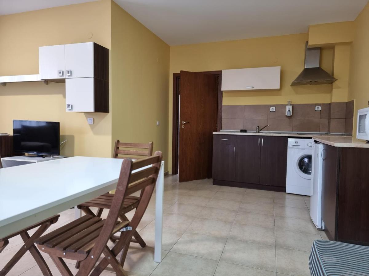Kiara Apartments Aziz Konstantin ve Elena Dış mekan fotoğraf