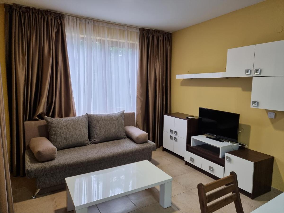 Kiara Apartments Aziz Konstantin ve Elena Dış mekan fotoğraf