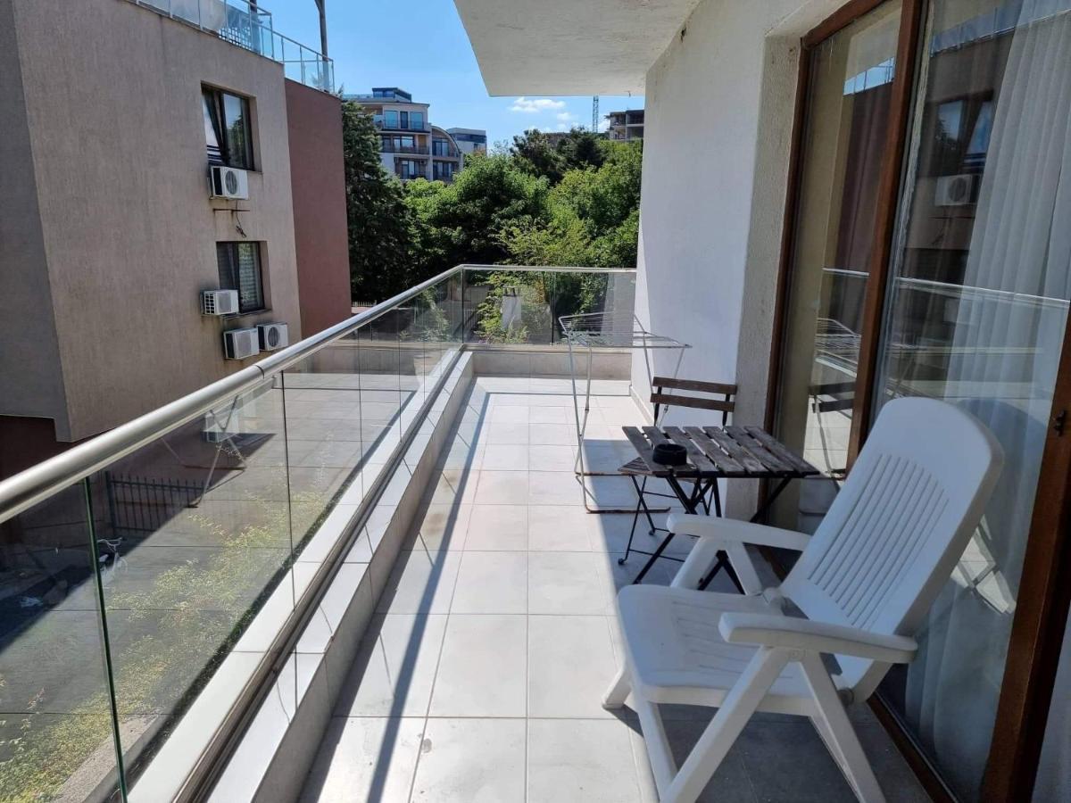 Kiara Apartments Aziz Konstantin ve Elena Dış mekan fotoğraf