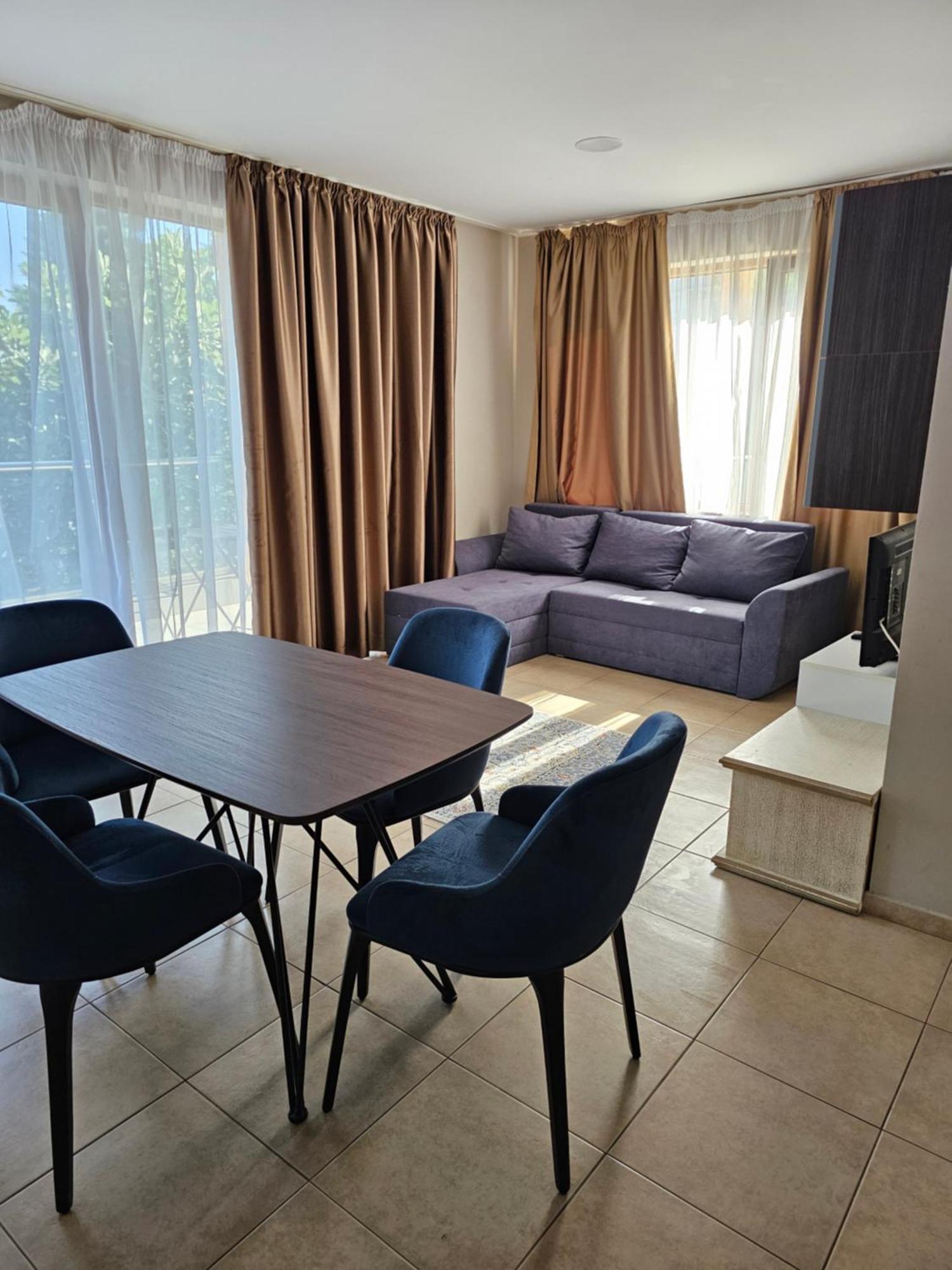 Kiara Apartments Aziz Konstantin ve Elena Dış mekan fotoğraf