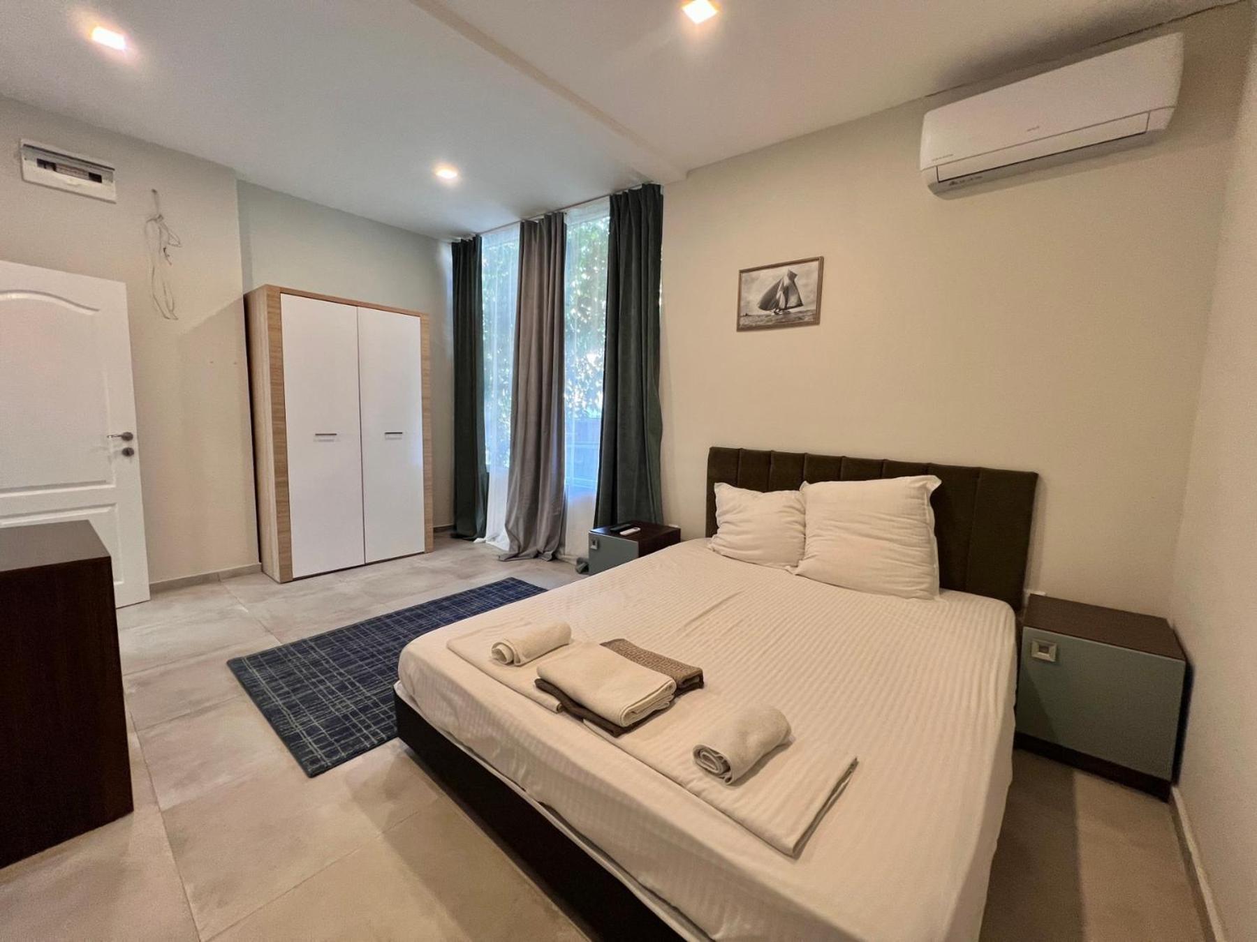Kiara Apartments Aziz Konstantin ve Elena Dış mekan fotoğraf