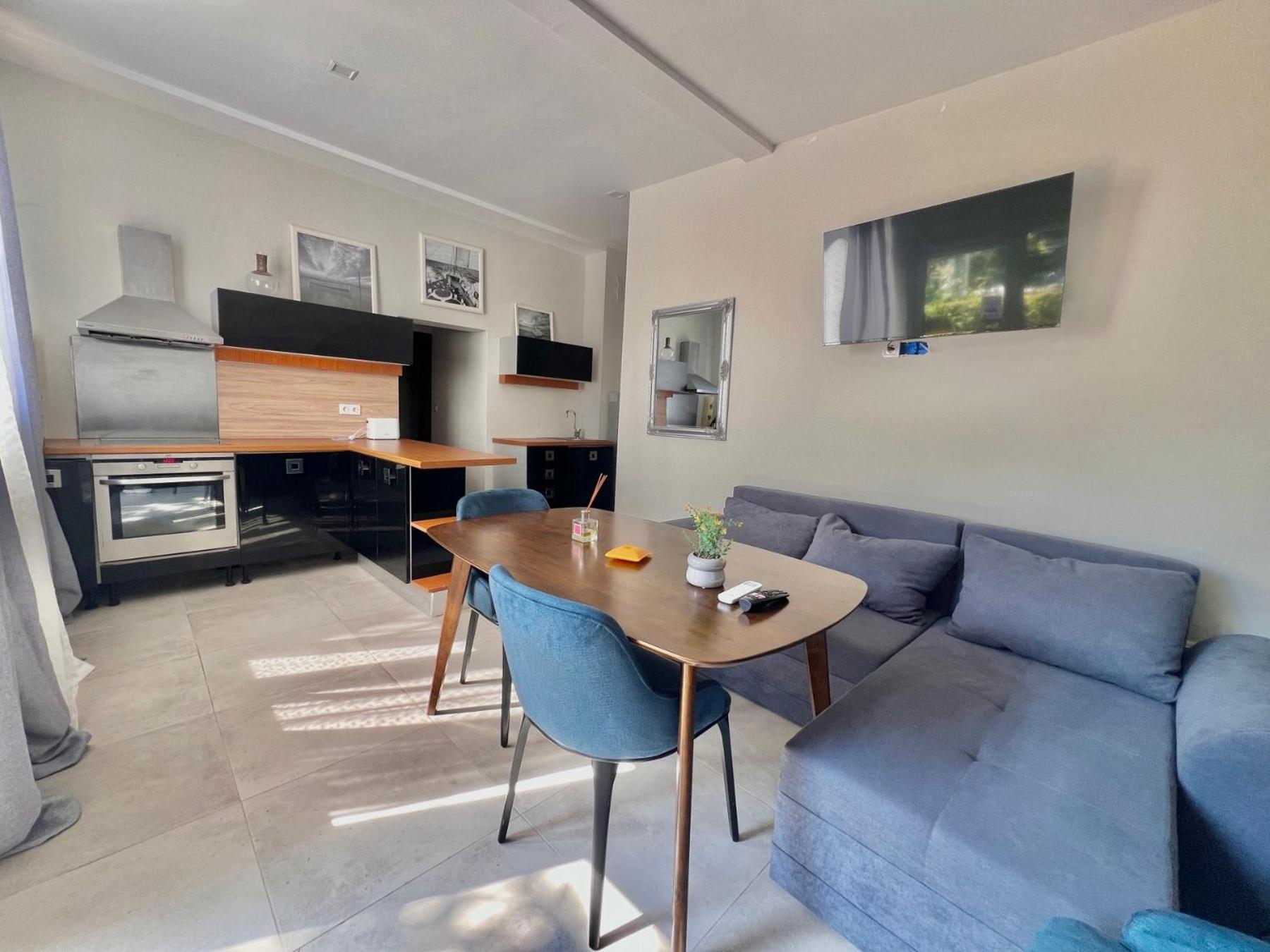 Kiara Apartments Aziz Konstantin ve Elena Dış mekan fotoğraf