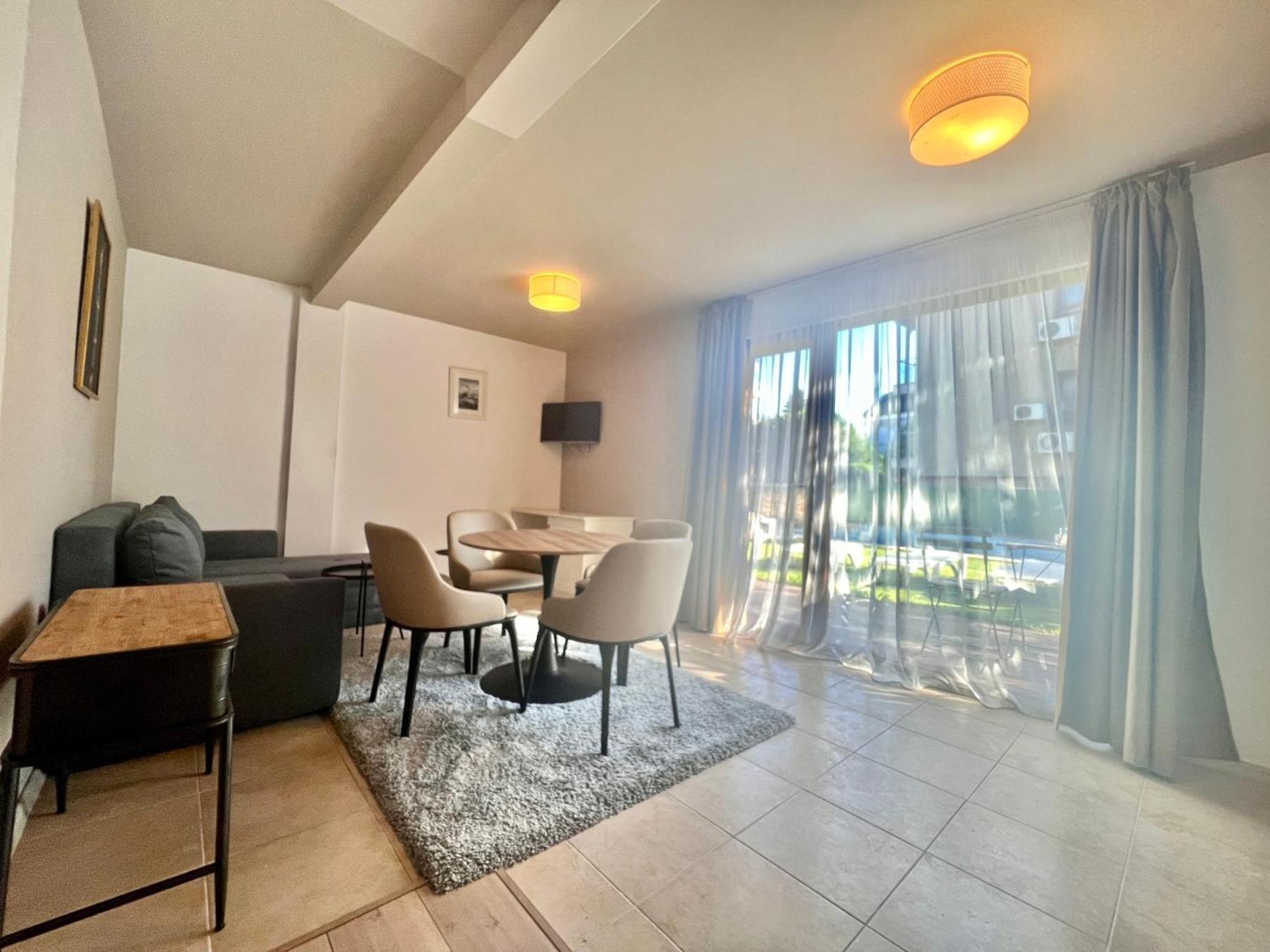 Kiara Apartments Aziz Konstantin ve Elena Dış mekan fotoğraf