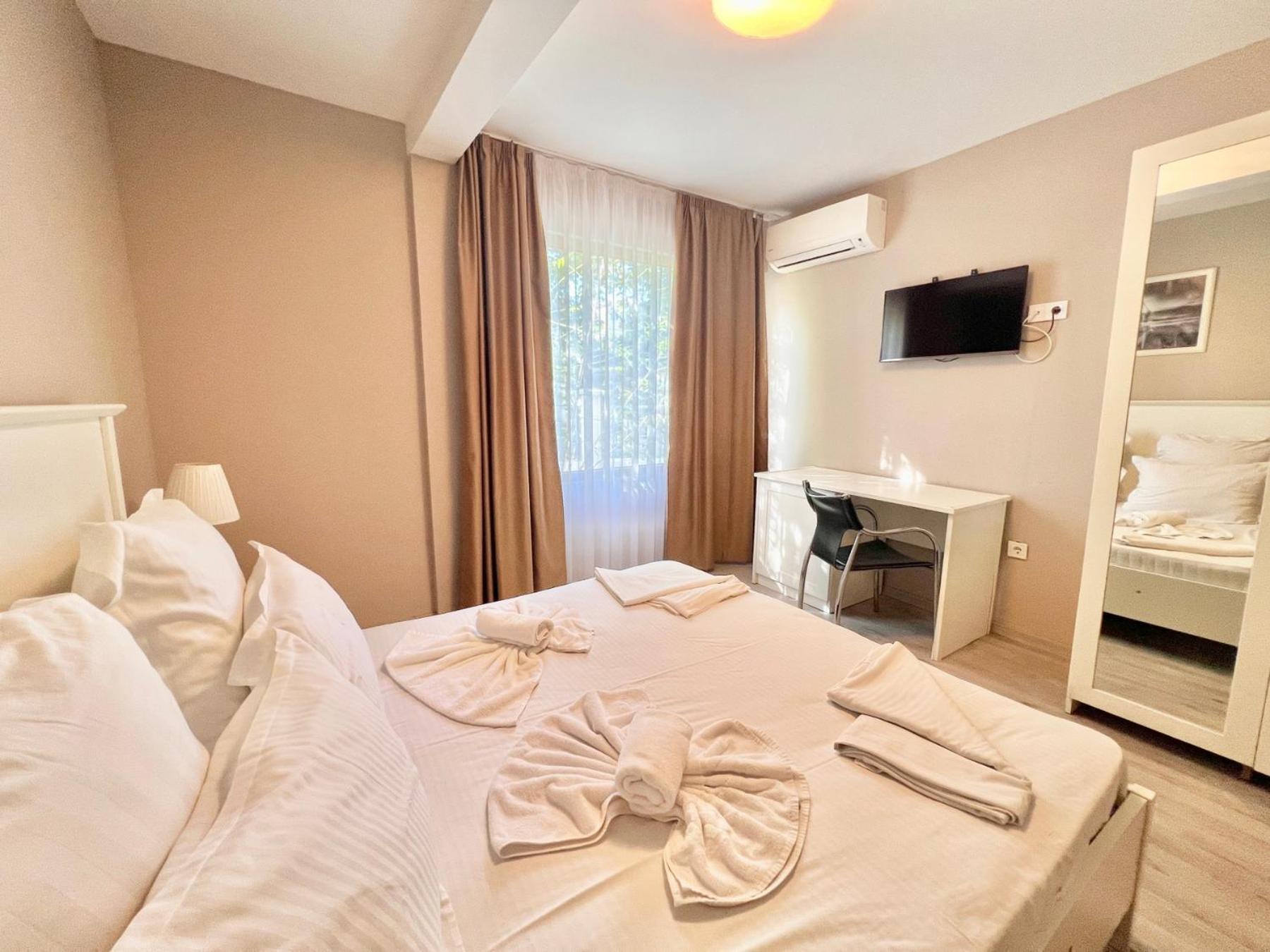 Kiara Apartments Aziz Konstantin ve Elena Dış mekan fotoğraf