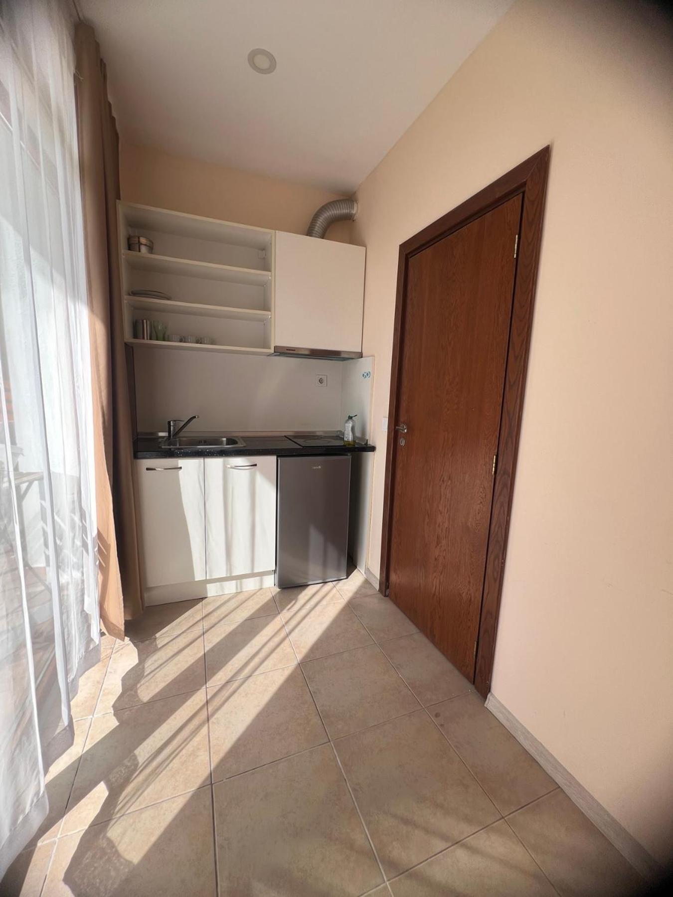 Kiara Apartments Aziz Konstantin ve Elena Dış mekan fotoğraf